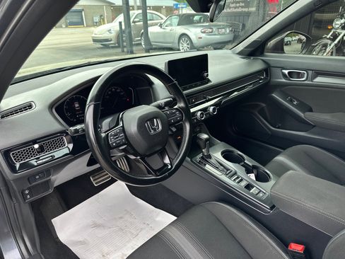 Used 2022 Honda Civic Sport image 14