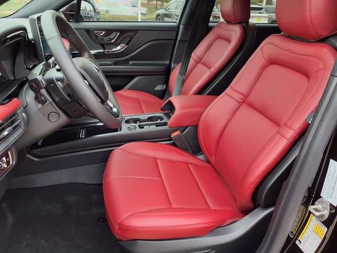 New 2026 Lincoln Corsair Reserve FWD image 15