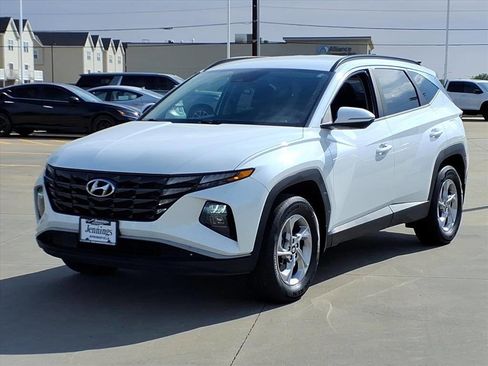 Used 2022 Hyundai Tucson SEL w/ Cargo Package image 3