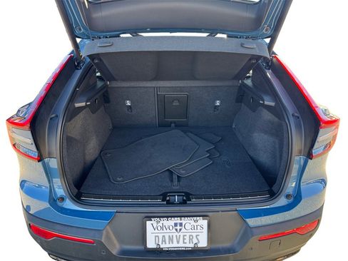 Certified 2023 Volvo C40 P8 Recharge Ultimate image 5