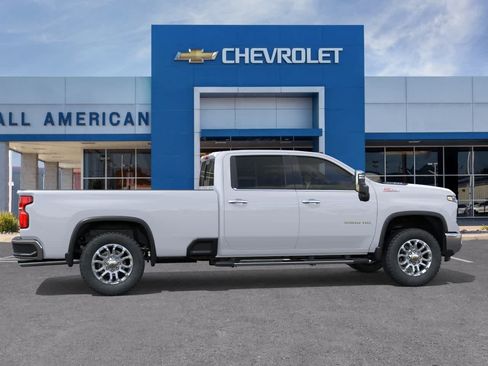 New 2026 Chevrolet Silverado 3500 LTZ w/ LTZ Plus Package AWD/4WD image 6