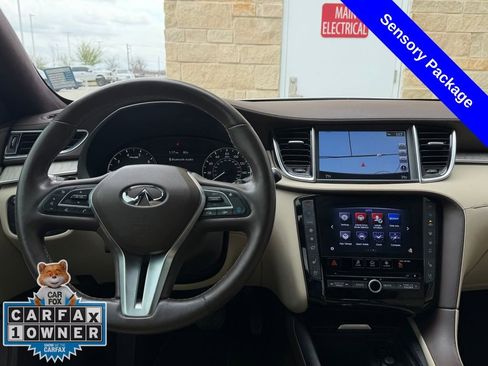 Used 2019 INFINITI QX50 Essential w/ Sensory Package image 8