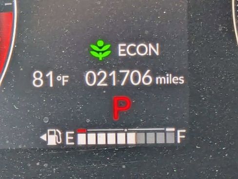 Used 2024 Honda HR-V LX image 27