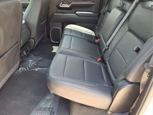Used 2026 GMC Sierra 1500 SLT RWD image 14