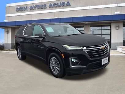 Used 2022 Chevrolet Traverse LT