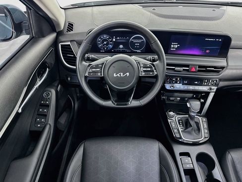 Used 2024 Kia Seltos SX w/ SX Sunroof Package AWD/4WD image 23