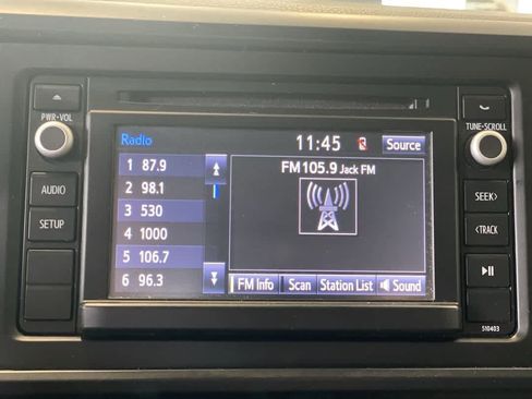 Used 2019 Toyota Tacoma SR AWD/4WD image 18