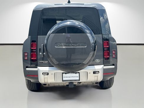 Used 2023 Land Rover Defender 130 First Edition AWD/4WD image 4