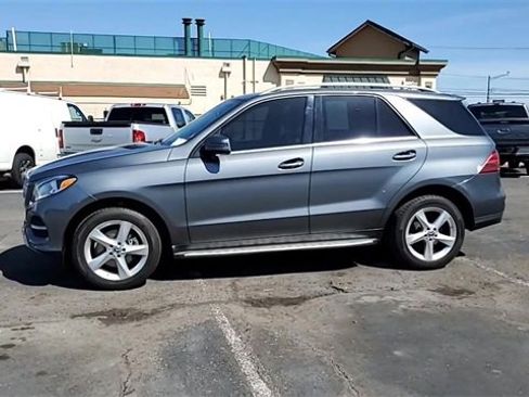 Used 2011 Hyundai Tucson Limited w/ Premium Pkg 3 image 4