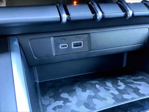 Used 2025 Chevrolet Colorado Trail Boss image 33