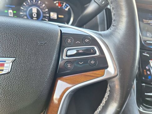 Used 2018 Cadillac Escalade ESV Luxury RWD image 19