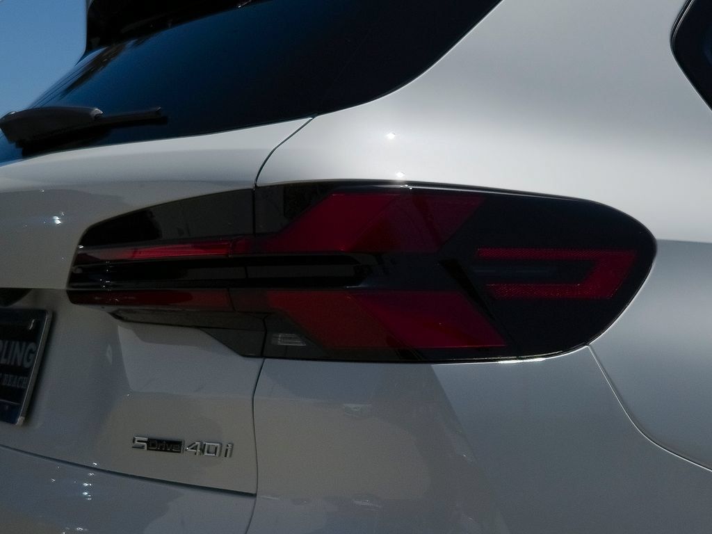 New 2026 BMW X5 sDrive40i w/ M Sport Package RWD image 5