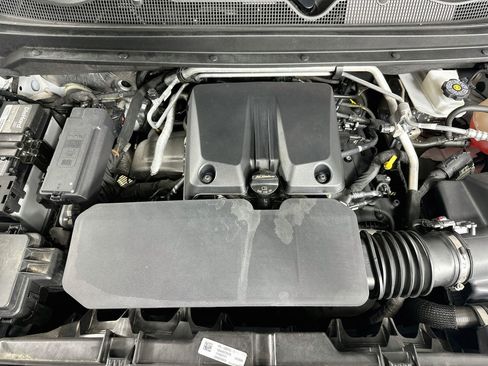 Used 2023 Chevrolet Colorado Z71 AWD/4WD image 31