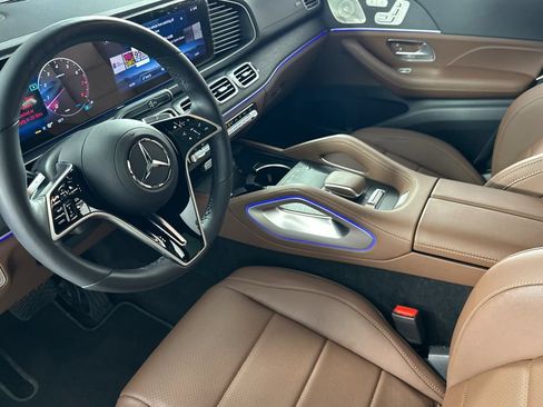 Certified 2026 Mercedes-Benz GLS 450 4MATIC image 12