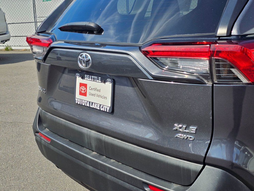 Certified 2023 Toyota RAV4 XLE w/ XLE Grade Weather Package AWD/4WD image 13