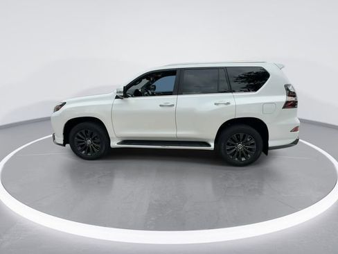 Used 2023 Lexus GX 460 Premium w/ Accessory Package AWD/4WD image 5