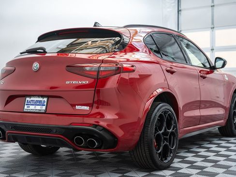 Used 2023 Alfa Romeo Stelvio Quadrifoglio w/ Active Assist Plus Package AWD/4WD image 5