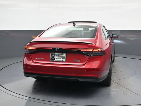 Used 2023 Honda Accord Sport image 8