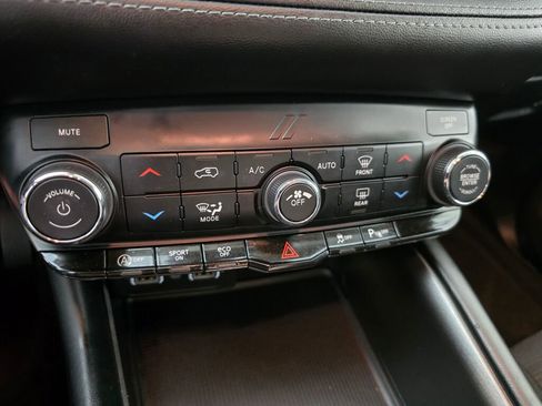 Used 2022 Dodge Durango SXT w/ Trailer Tow Group IV image 30