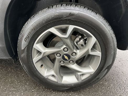 Used 2025 Chevrolet Trax LT w/ LT Convenience Package image 29