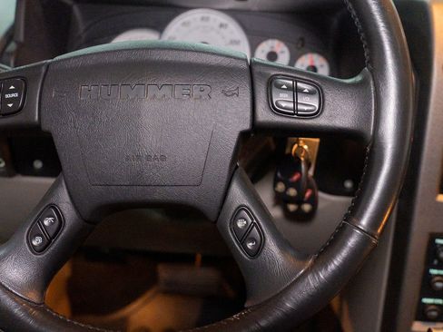 Used 2003 HUMMER H2 w/ Preferred Equipment Group image 51
