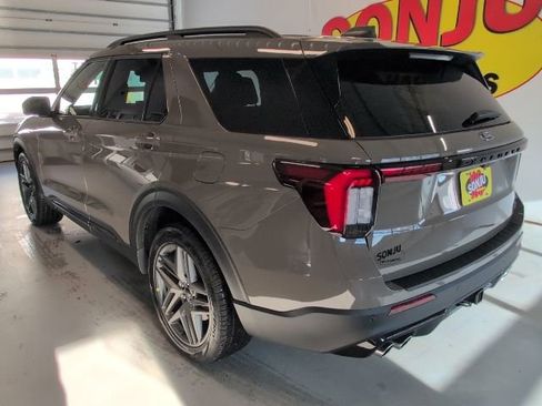 New 2026 Ford Explorer ST image 3