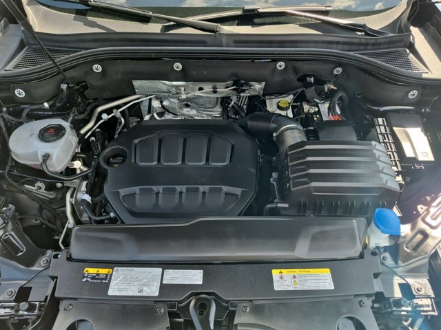Used 2025 Volkswagen Atlas SE FWD image 32