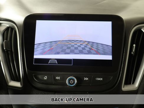 Used 2024 Chevrolet Malibu LT FWD image 4