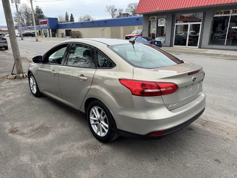 Used 2016 Ford Focus SE image 6
