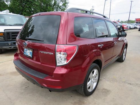 Used 2010 Subaru Forester 2.5X Premium AWD/4WD image 4