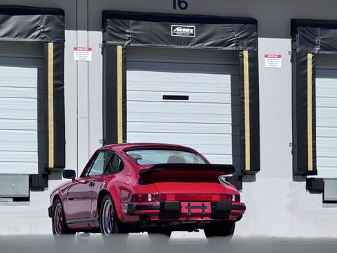 Used 1988 Porsche 911 Carrera RWD image 50