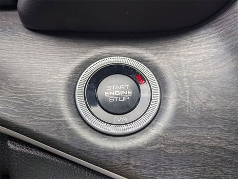 New 2025 Jeep Grand Cherokee Limited 4xe image 32