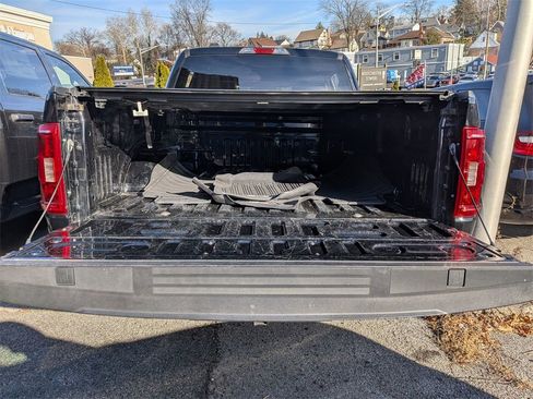 Used 2022 Ford F150 XL w/ STX Black Appearance Package image 6