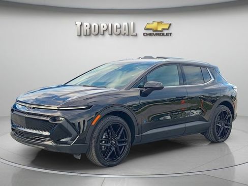 New 2026 Chevrolet Equinox EV LT image 1