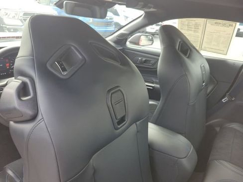 Used 2025 Ford Mustang Dark Horse image 10