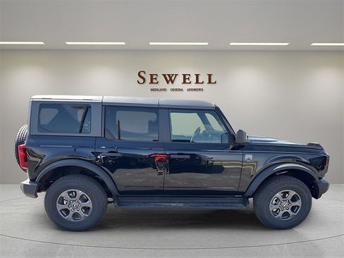 Used 2025 Ford Bronco Big Bend image 6