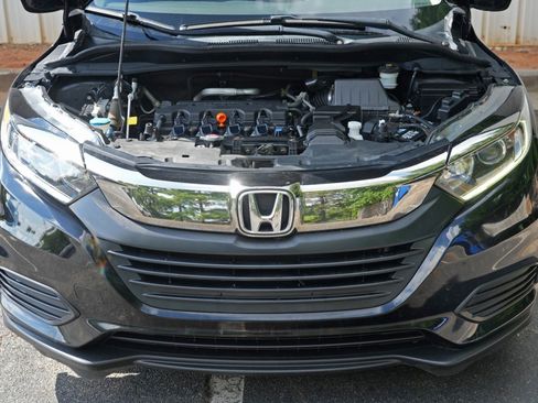 Used 2019 Honda HR-V LX image 7