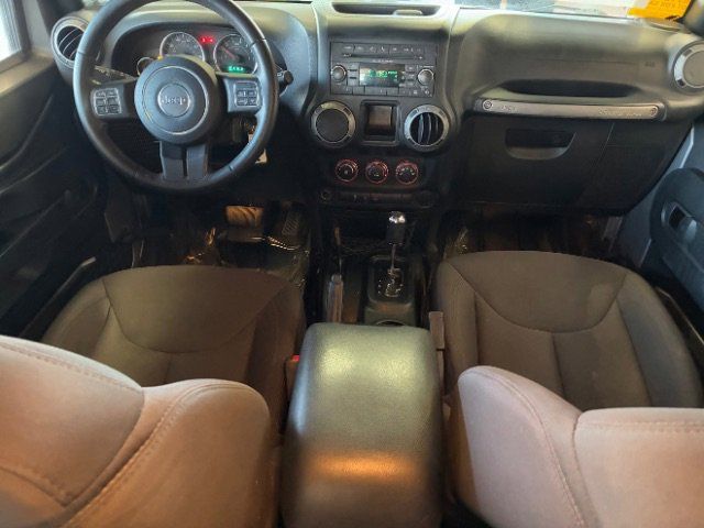 Used 2017 Jeep Wrangler Sport AWD/4WD image 3