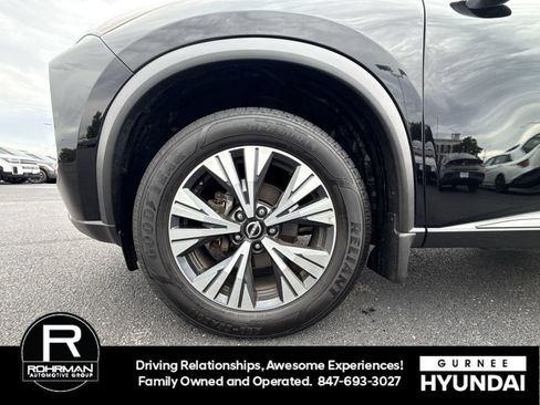 Used 2023 Nissan Rogue SV AWD/4WD image 11