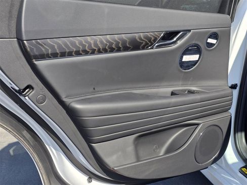 New 2026 Genesis G80 3.5T Prestige image 23