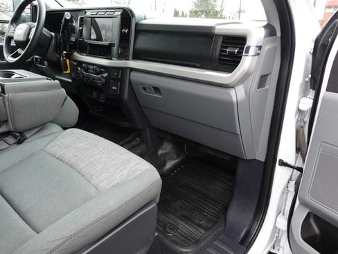 Used 2024 Ford F250 XLT w/ FX4 Off-Road Package image 36
