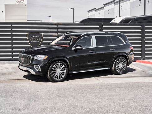 Used 2026 Mercedes-Benz Maybach GLS 600 4MATIC image 5