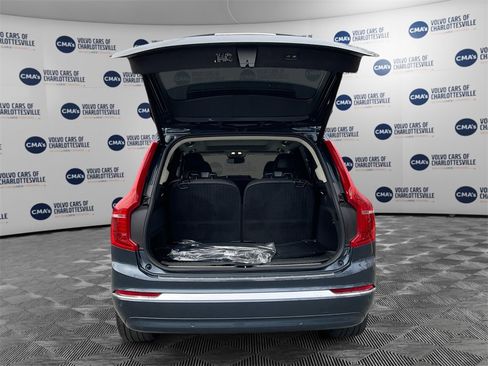 Certified 2025 Volvo XC90 B6 Plus image 11