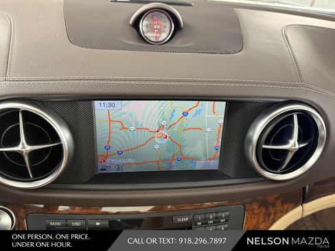 Used 2014 Mercedes-Benz SL 550 image 29