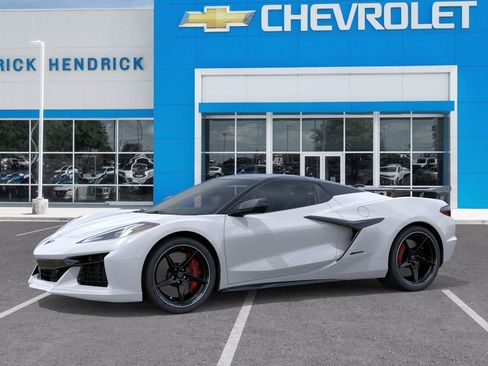 New 2025 Chevrolet Corvette E-Ray image 3