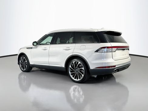 Used 2020 Lincoln Aviator Reserve w/ Equipment Group 202A AWD/4WD image 5