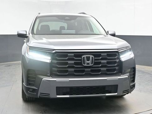 Certified 2026 Honda Pilot EX-L image 3