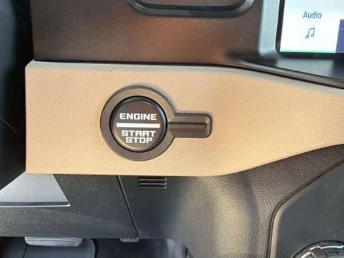 Used 2023 Ford Bronco Wildtrak AWD/4WD image 17