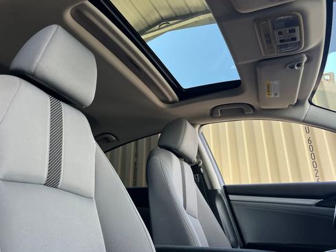 Used 2018 Honda Civic EX-T image 18