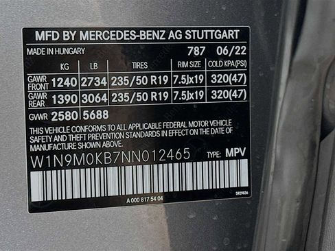 Used 2022 Mercedes-Benz EQB 300 EQB 300 image 31
